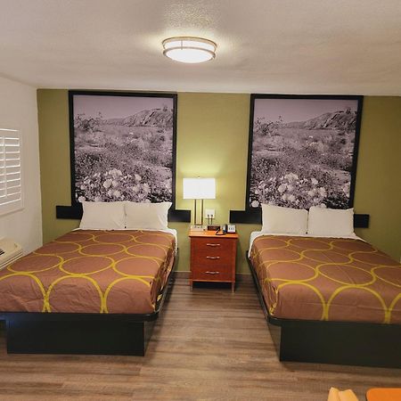 Super 8 By Wyndham El Centro North Hotel Ngoại thất bức ảnh