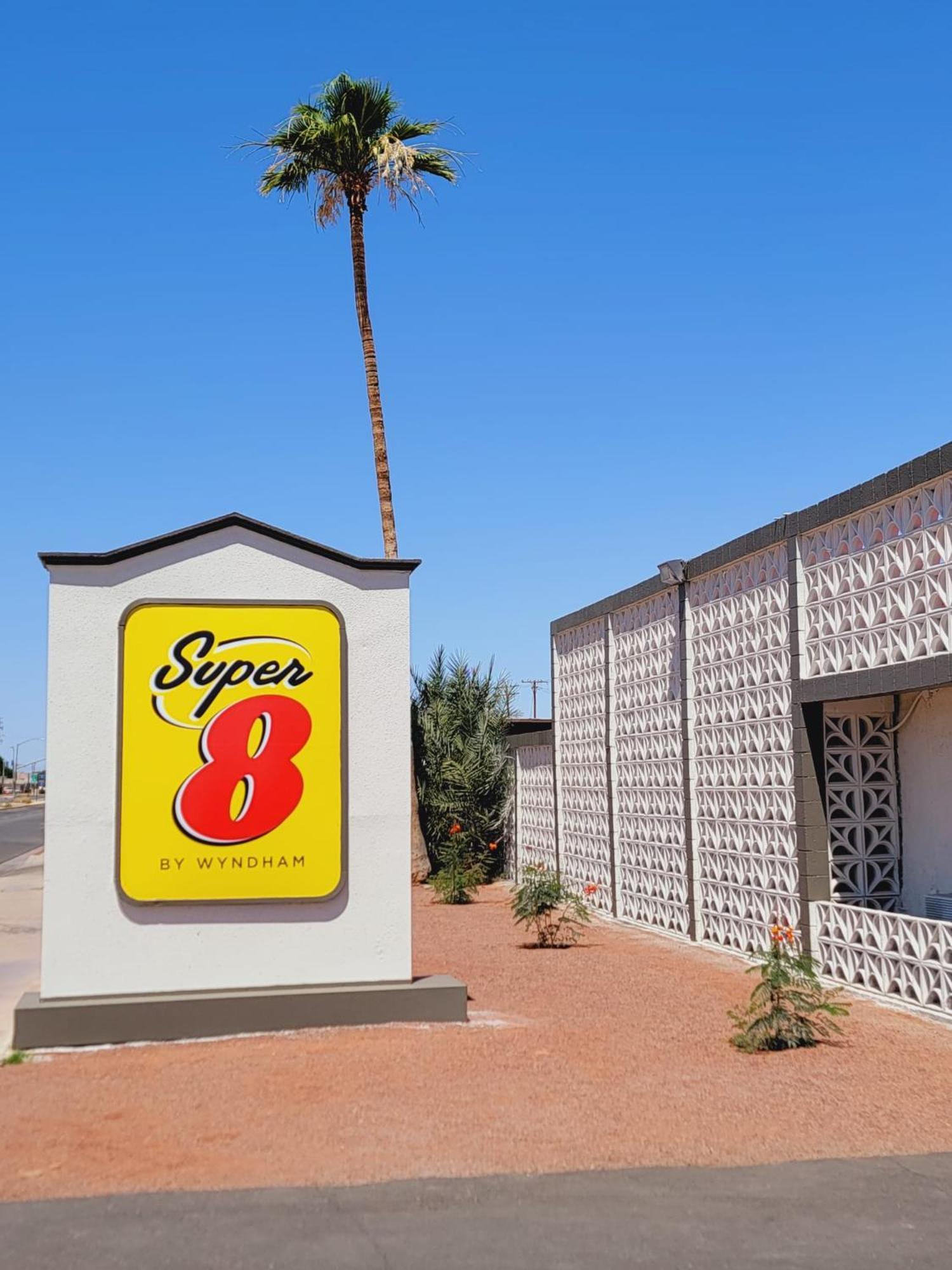 Super 8 By Wyndham El Centro North Hotel Ngoại thất bức ảnh
